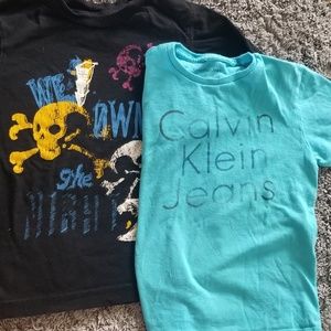 2 boys t shirts